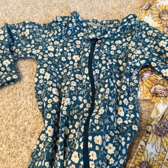 Newborn sleeper bundle (3) - Picture 2 of 4